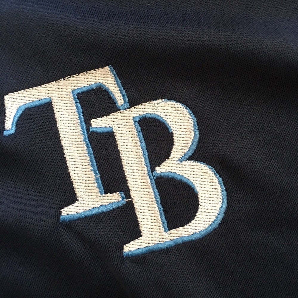 “Genuine Merchandise” Big & Tall Men’s Pullover - Picture 4 of 5